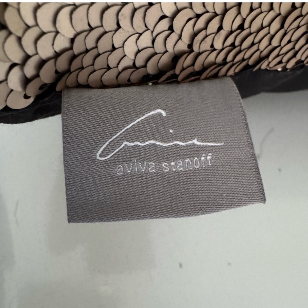 Aviva Stanoff SET of pillow reversible sequins. Brush the sequins. - Picture 4 of 6